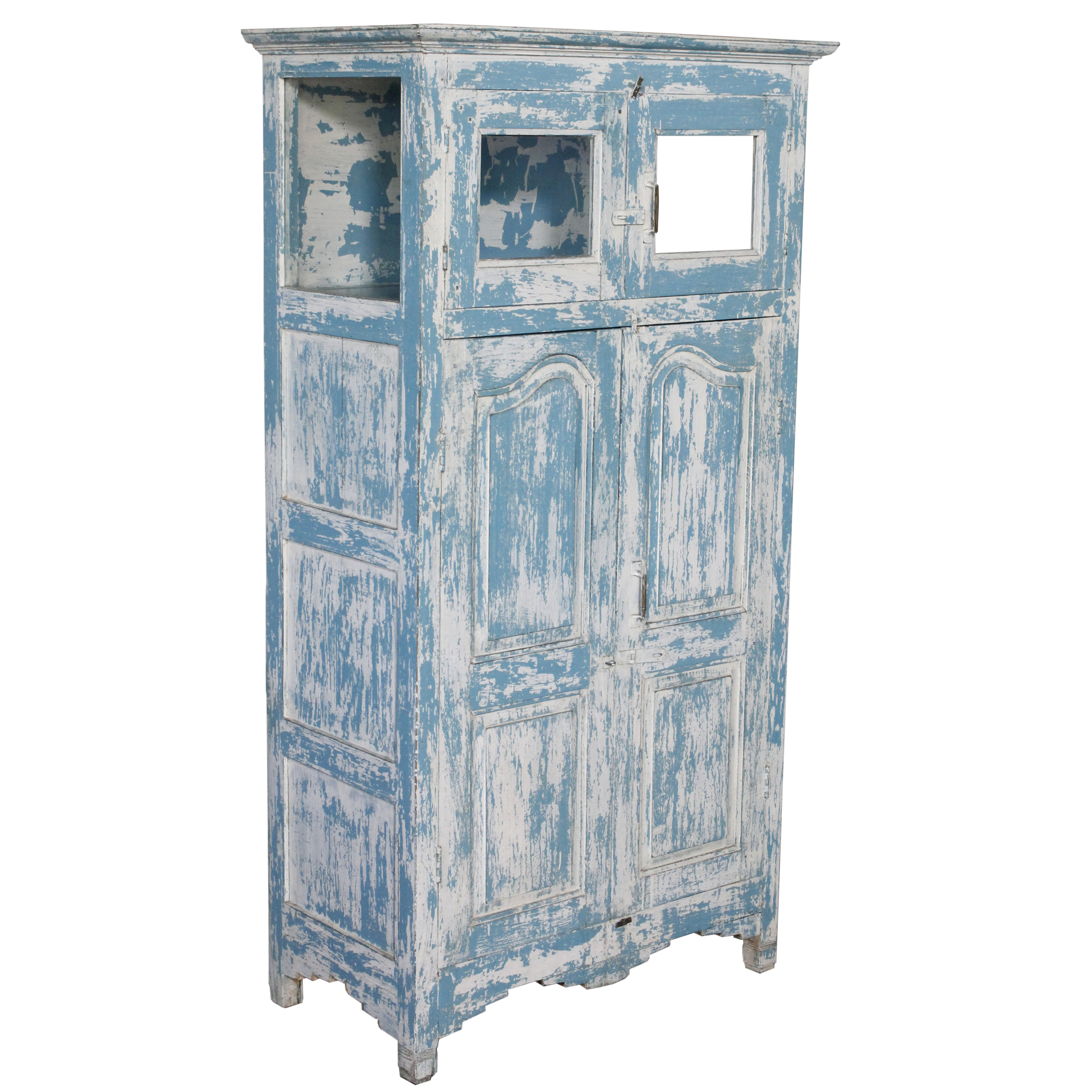 alter Schrank